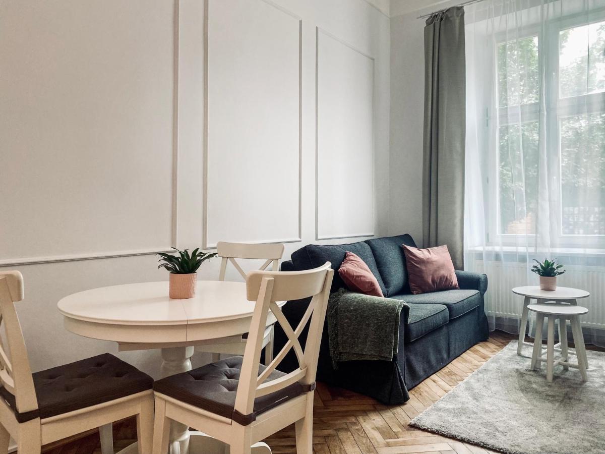 Beautiful Apartment With Two Rooms, Cracow Old Town Krakkó Kültér fotó